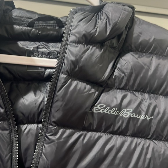 Eddie Bauer men’s puffer jacket - Picture 4 of 4